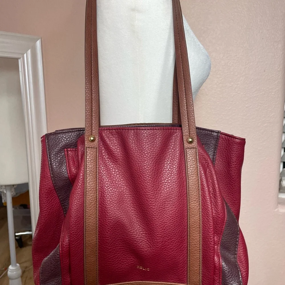 Relic red brown
